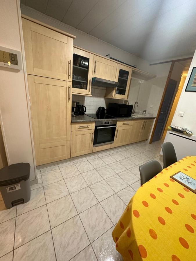 A La Semaine Ou Au Jour / Location Studio Meuble 30M² 라시오타 외부 사진