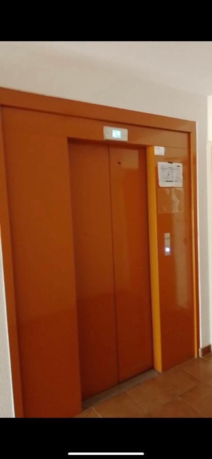 A La Semaine Ou Au Jour / Location Studio Meuble 30M² 라시오타 외부 사진